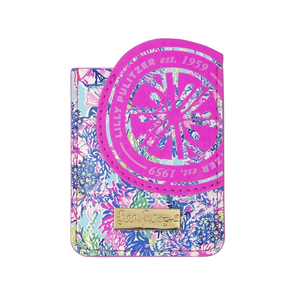 Lilly Pulitzer tech pocket, beach you to it